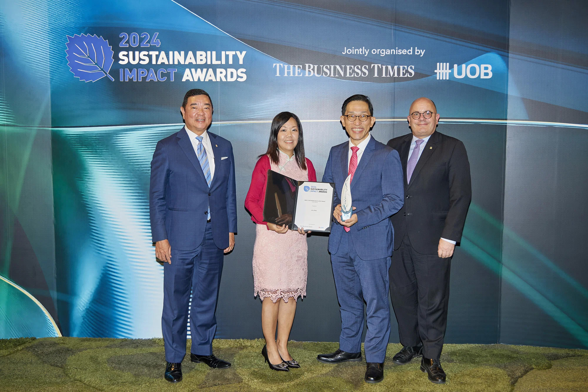 UOL and PPHG clinch first Sustainability Impact Award - UOL Group Limited