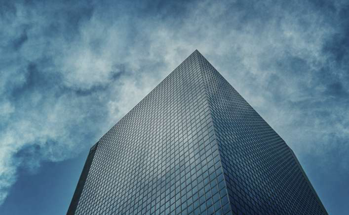 Doing Right: Conducting Business Profitably and Responsibly