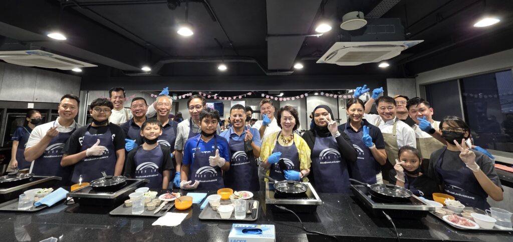 Volunteering Image - A recipe for fun for ComLink+ youths