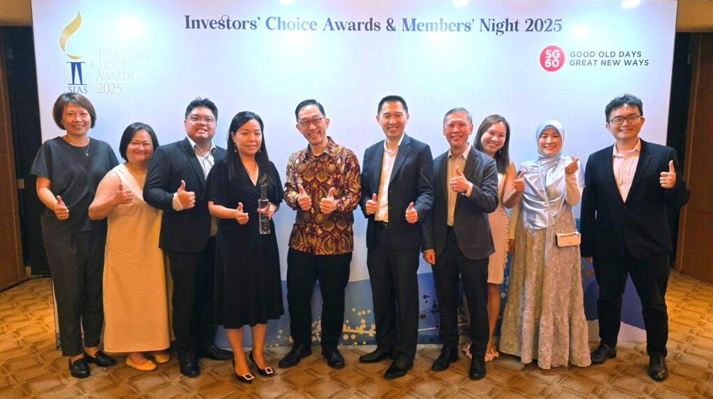 UOL wins first Singapore Corporate Sustainability Award by SIAS 1 2. 20251111 203854